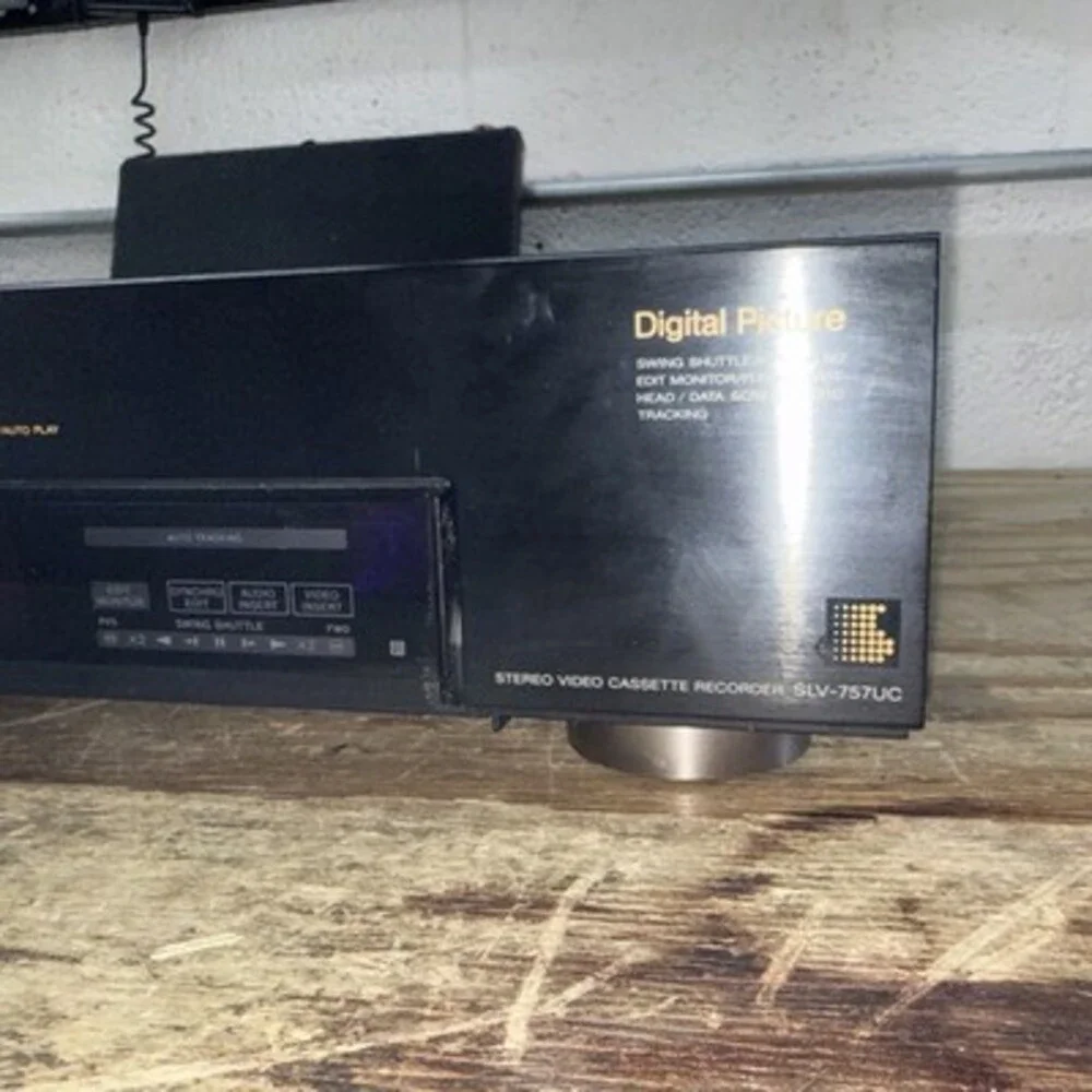 Sony SLV-757UC VCR VHS Player Hi-Fi Stereo Black Parts or Repair - READ!!!